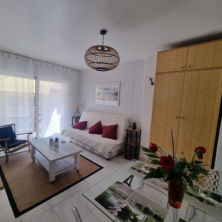 Lovely One Bedroom With Balcony Росас Экстерьер фото