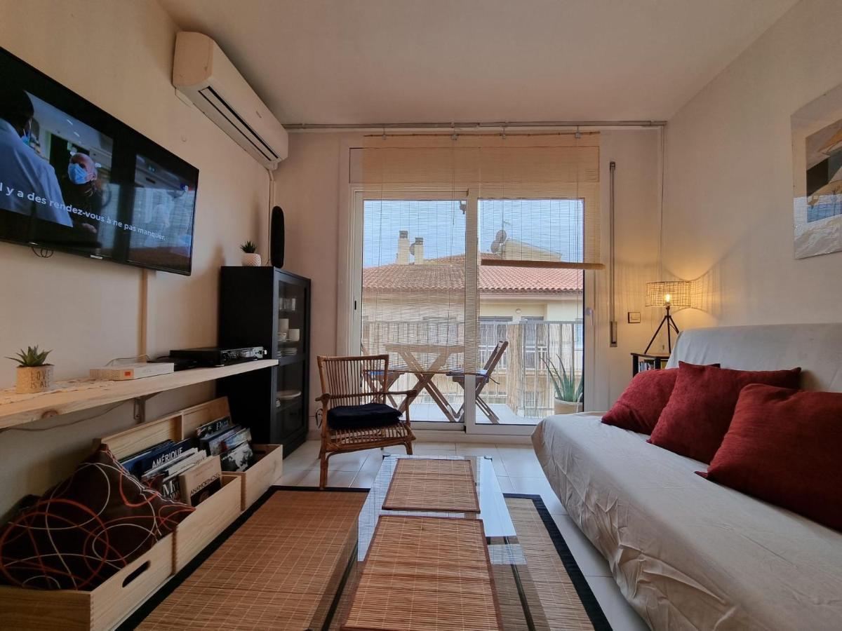 Lovely One Bedroom With Balcony Росас Экстерьер фото