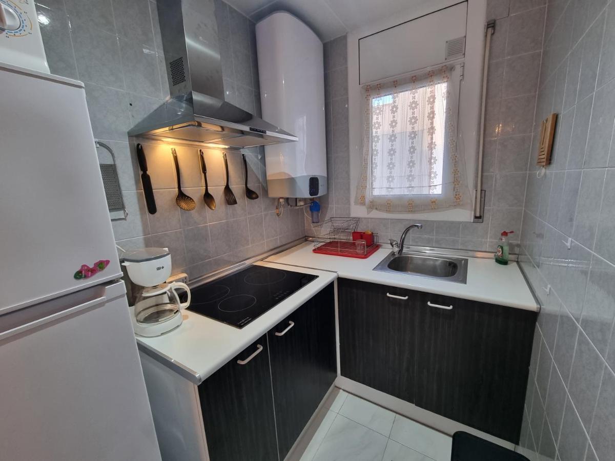 Lovely One Bedroom With Balcony Росас Экстерьер фото