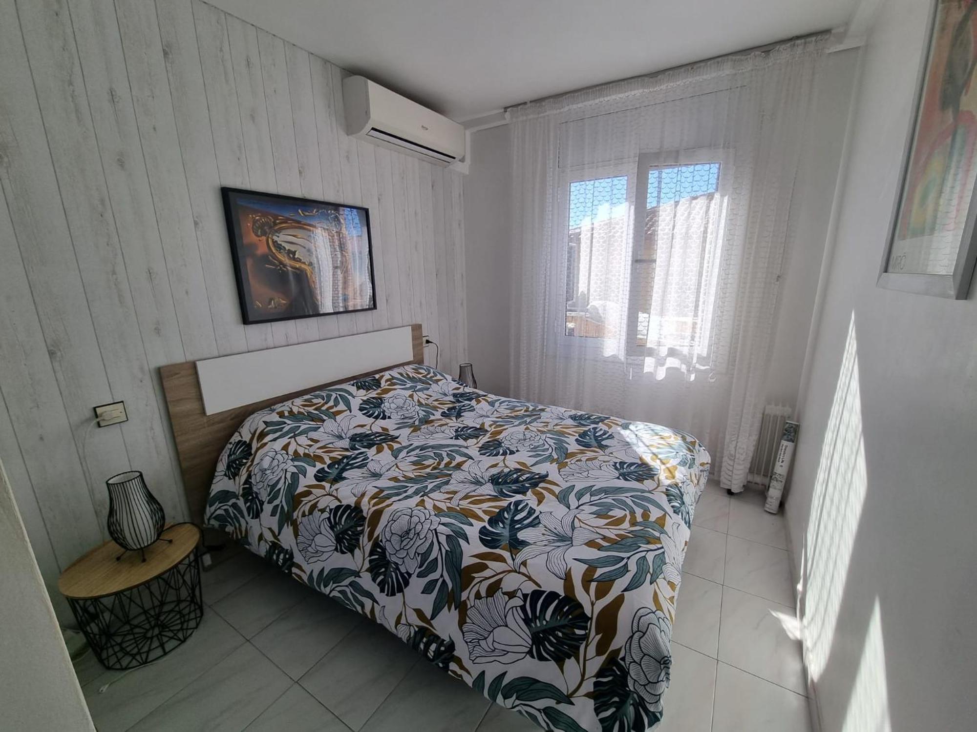 Lovely One Bedroom With Balcony Росас Экстерьер фото